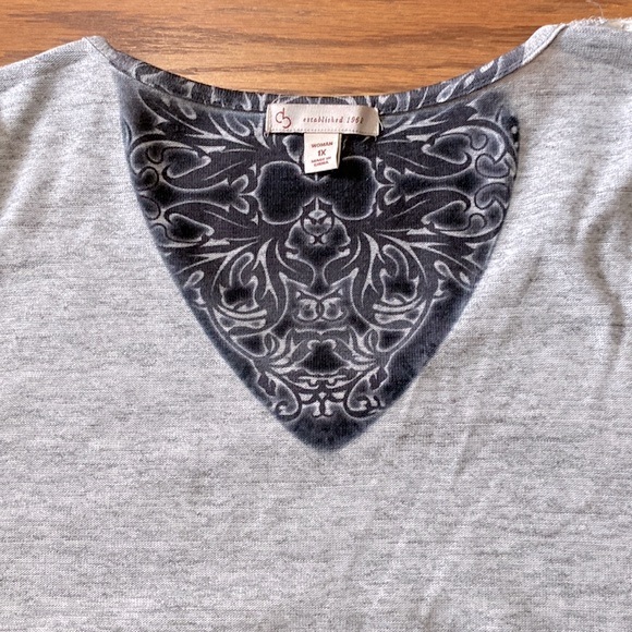 cb established 1962 women’s l/sleeve  top paisley design front and sleeves 1X - Picture 12 of 13